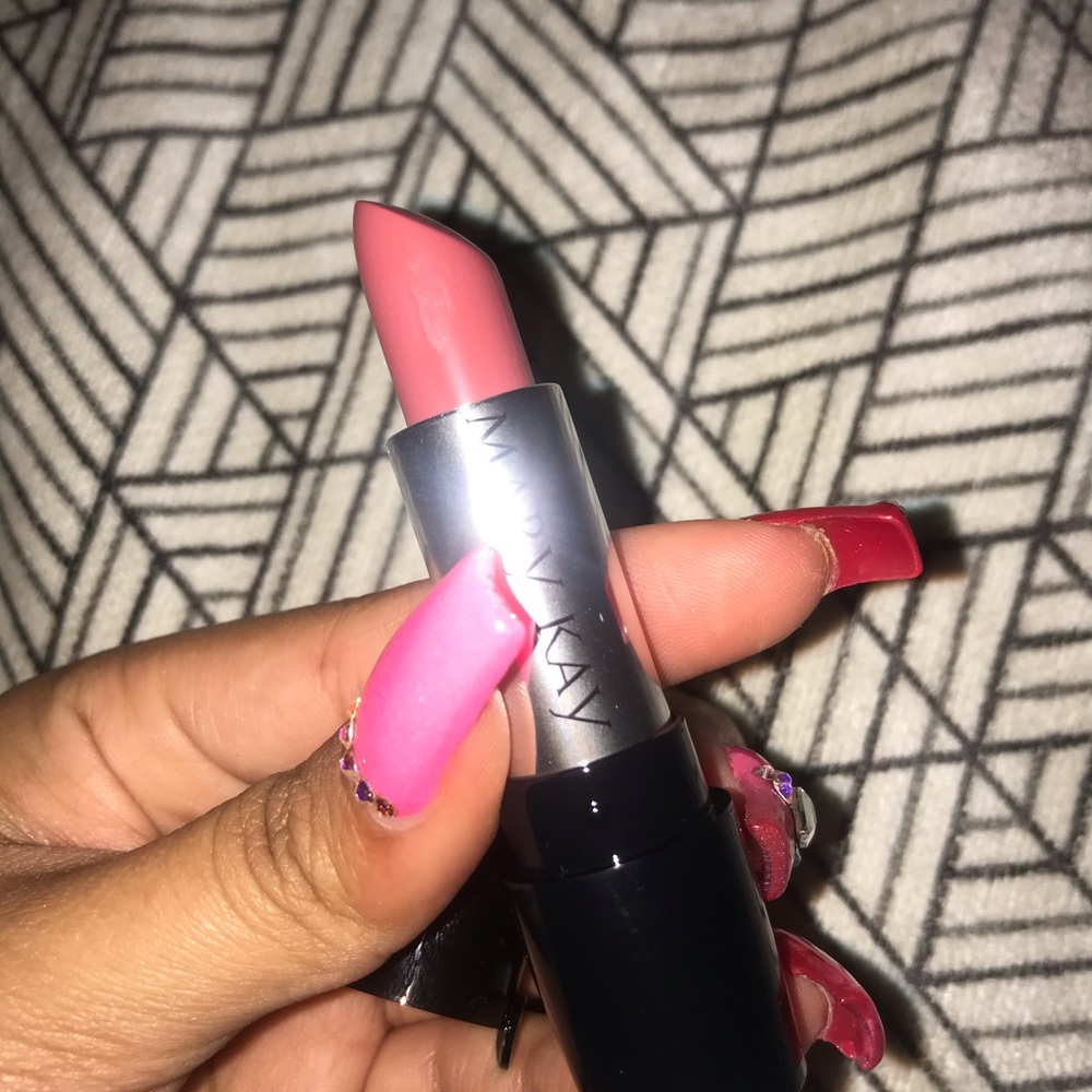 Marykay Semi-Shine lipstick
